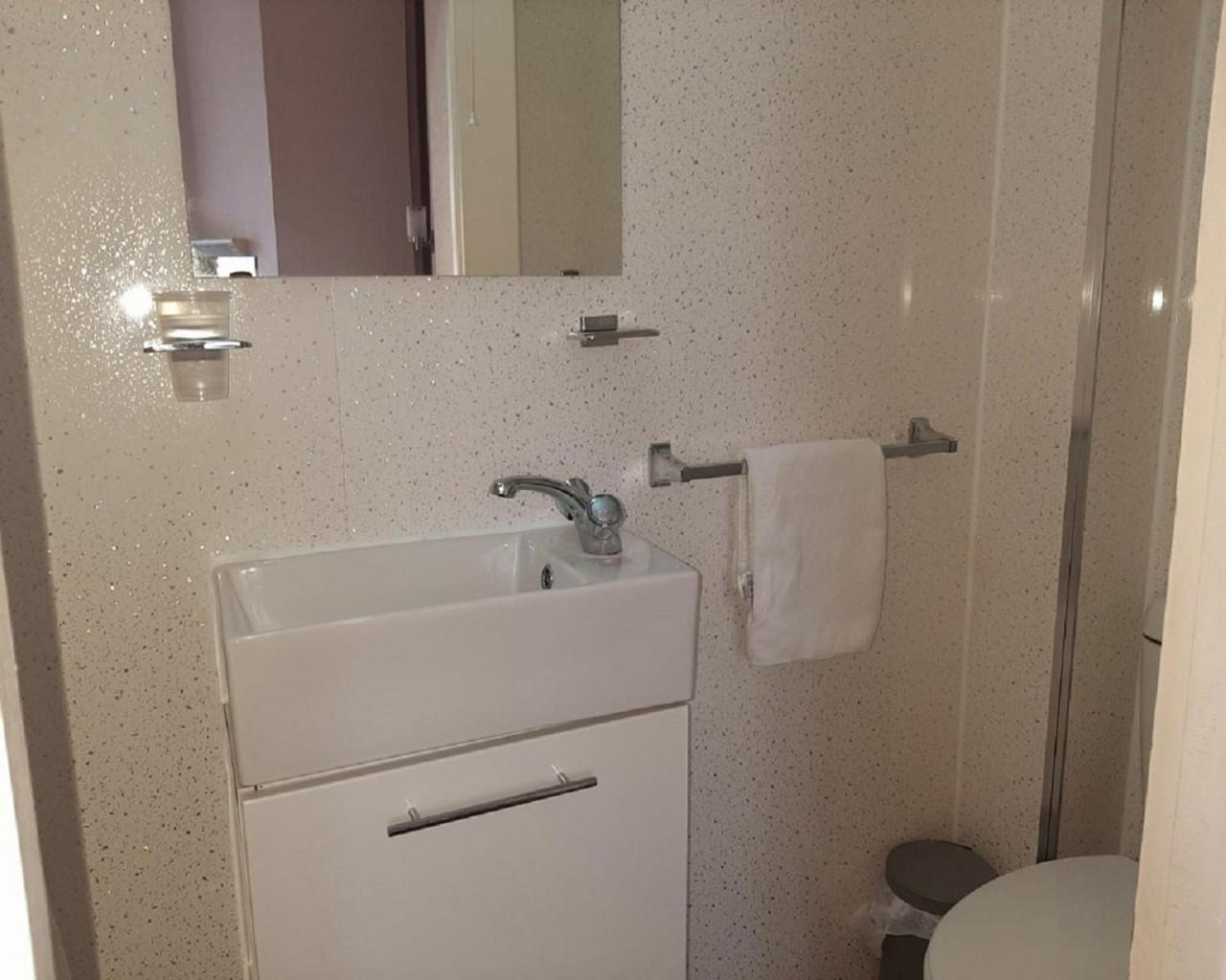 Seacroft Guest House بيغْنْتون الغرفة الصورة